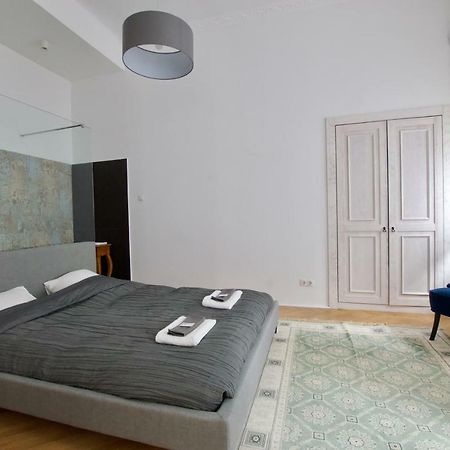 Luxury Apartment By Hi5 - Oktober 6 Street Budapešť Exteriér fotografie