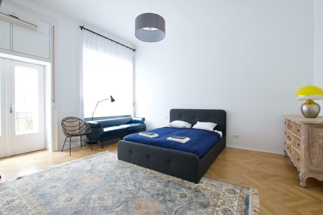 Luxury Apartment By Hi5 - Oktober 6 Street Budapešť Exteriér fotografie
